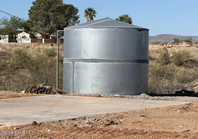Photo 2 of Land for sale at 650 W Bralliar Rd, Wickenburg, AZ 85390 | MLS# 1075302 | Listing updated on 2026-05-18