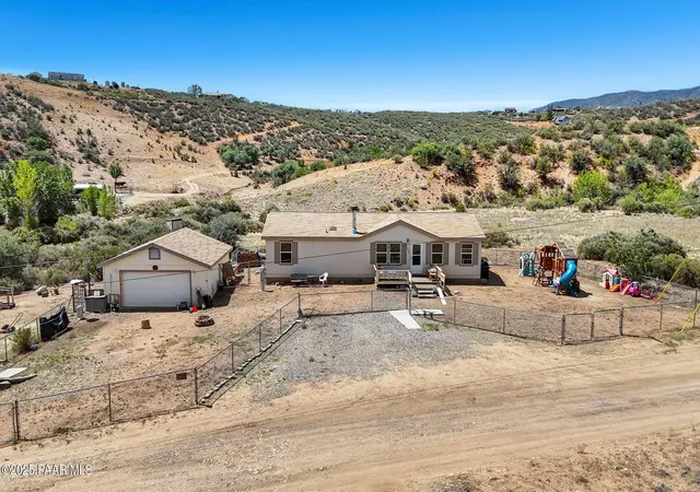 2nd image of 10677 E Peanut Dr, Dewey, AZ 86327 | MLS# 1075526
