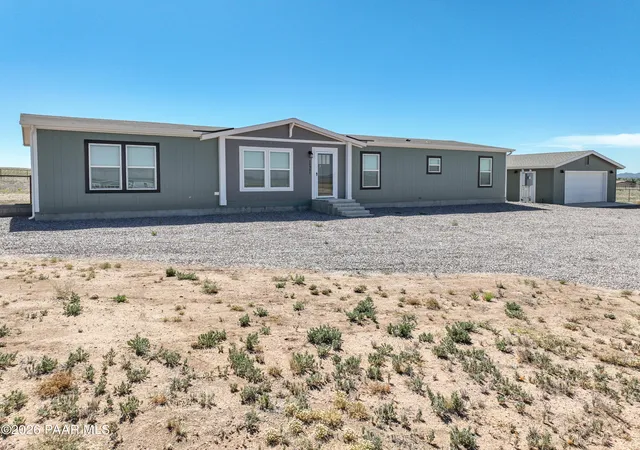 Homes for sale in Paulden, AZ | 26987 N Chicory Way, Paulden, AZ 86334 | MLS# 1075874