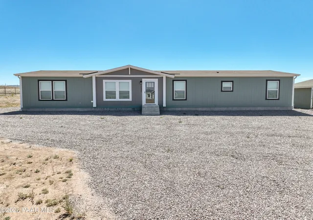 Homes for sale in Paulden, AZ | 26987 N Chicory Way, Paulden, AZ 86334 | MLS# 1075874