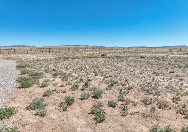 Homes for sale in Paulden, AZ | 26987 N Chicory Way, Paulden, AZ 86334 | MLS# 1075874