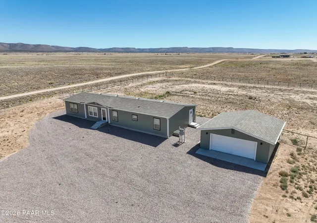 Homes for sale in Paulden, AZ | 26987 N Chicory Way, Paulden, AZ 86334 | MLS# 1075874