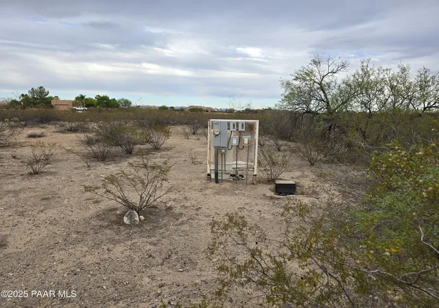 Photo 2 of Land for sale at 35525 Antelope Crk Rd, Wickenburg, AZ 85390 | MLS# 1076125 | Listing updated on 2025-09-03