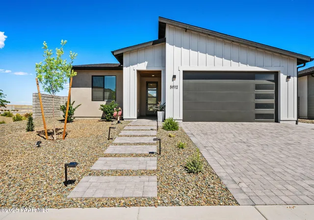 1st image of 5902 E Finch Pl, Prescott Valley, AZ 86314 | MLS# 1076248