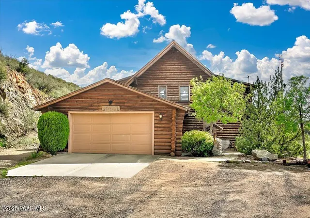 2nd image of 105 N Fitzmaurice Dr, Prescott, AZ 86303 | MLS# 1076271