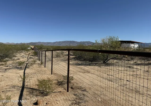 1st image of Xx00 W Saguaro Hill Trl, Congress, AZ 85332 | MLS# 1076359