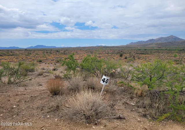 3rd image of Lots 40&41 W Traveler Way, Congress, AZ 85332 | MLS# 1076461