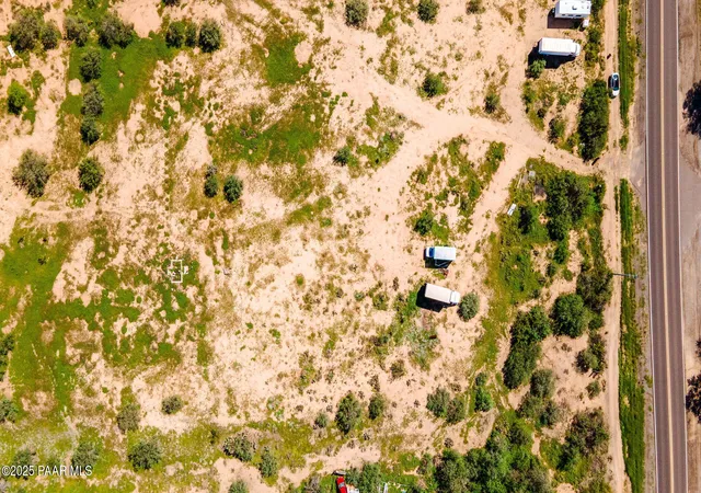 20th image of 22055 W Sunrise Rd, Congress, AZ 85332 | MLS# 1077132