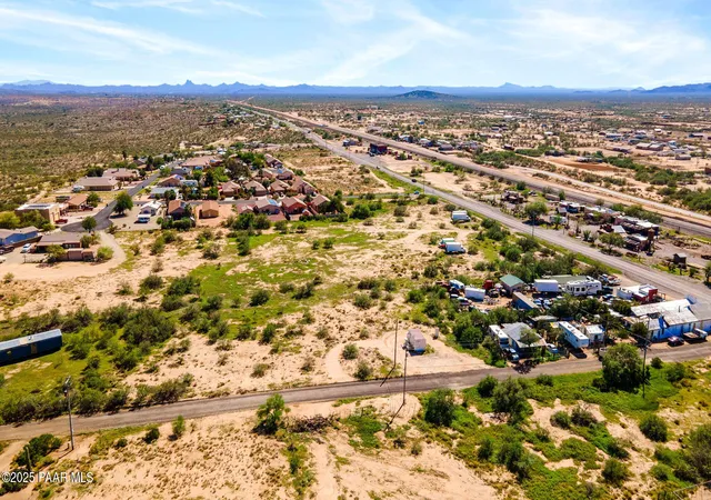 3rd image of 22055 W Sunrise Rd, Congress, AZ 85332 | MLS# 1077132