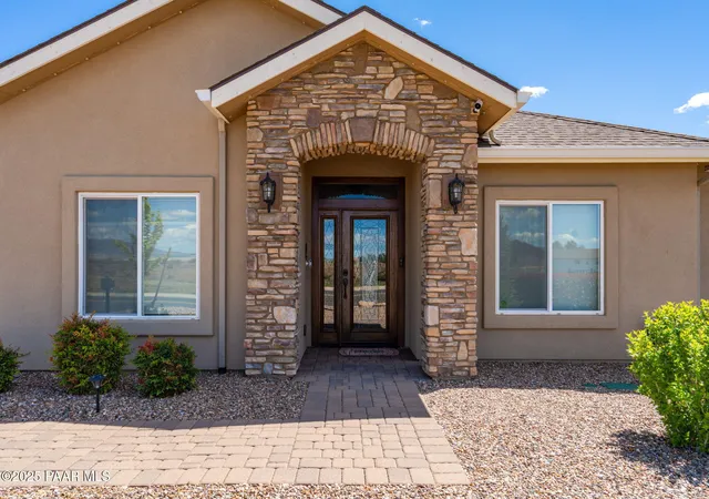 2nd image of 10181 E Old Black Canyon Hwy, Prescott Valley, AZ 86327 | MLS# 1076821