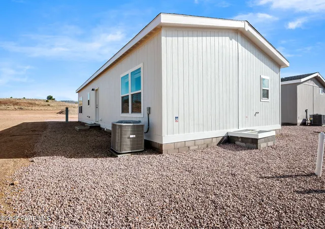 18th image of 39 E Abra Rd, Paulden, AZ 86334 | MLS# 1076910