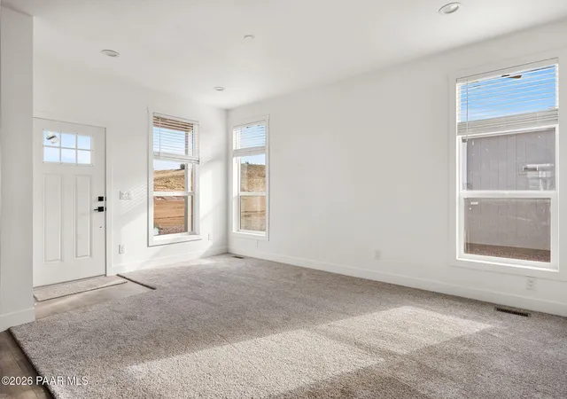 2nd image of 39 E Abra Rd, Paulden, AZ 86334 | MLS# 1076910
