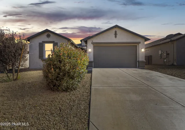 1st image of 1257 E Essex Way, Chino Valley, AZ 86323 | MLS# 1077453