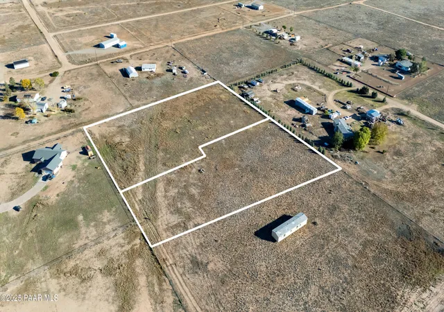 Homes for sale in Paulden, AZ | 022S W Ranch House Rd, Paulden, AZ 86334 | MLS# 1077721