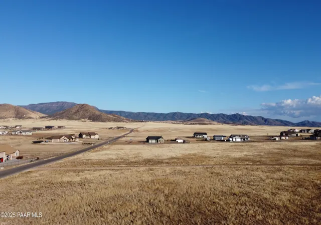 1st image of N/a E Pronghorn Ln, Prescott Valley, AZ 86315 | MLS# 1077408
