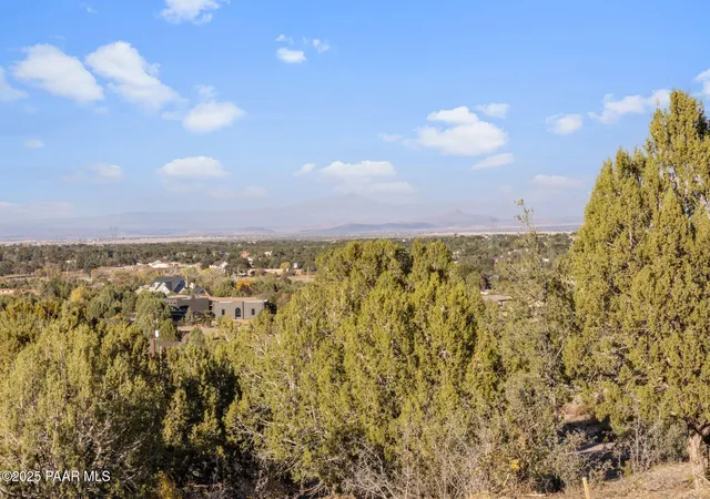 22nd image of 2 Love Ln, Prescott, AZ 86305 | MLS# 1077878