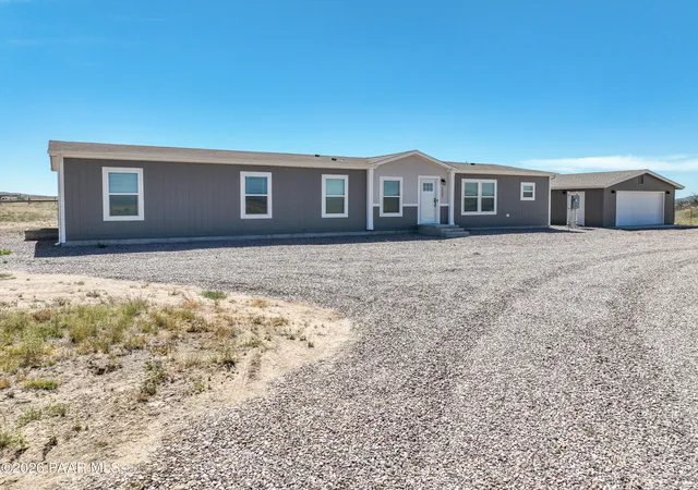 Homes for sale in Paulden, AZ | 26827 N Chicory Way, Paulden, AZ 86334 | MLS# 1077870