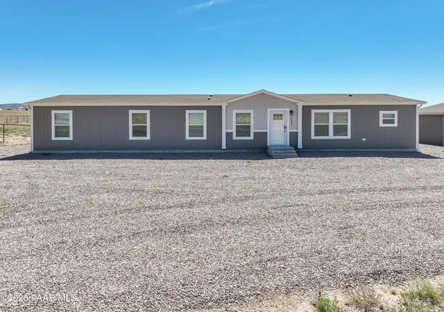 Homes for sale in Paulden, AZ | 26827 N Chicory Way, Paulden, AZ 86334 | MLS# 1077870