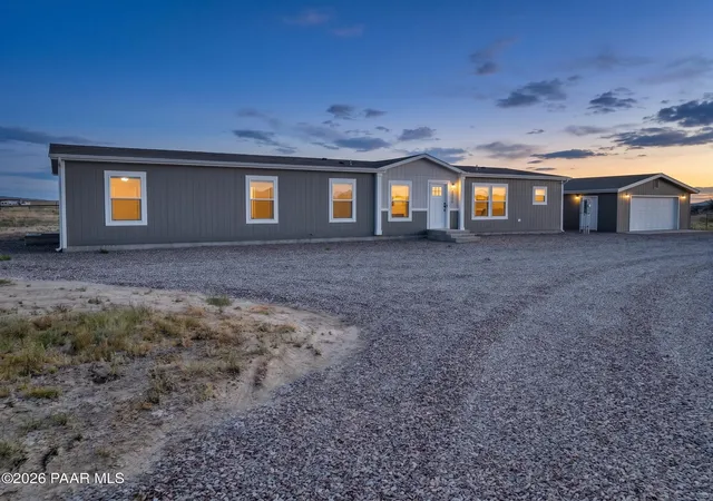 Homes for sale in Paulden, AZ | 26827 N Chicory Way, Paulden, AZ 86334 | MLS# 1077870