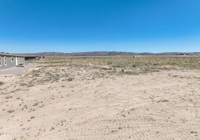 Homes for sale in Paulden, AZ | 26827 N Chicory Way, Paulden, AZ 86334 | MLS# 1077870