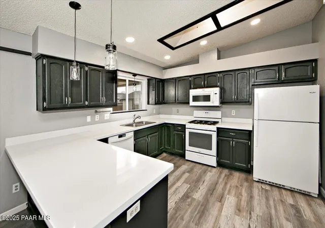 Photo 3 of Sale Pending at 7625 E Paseo Hermoso, Prescott Valley, AZ 86314 | MLS# 1077951 | Listing updated on 2025-12-09
