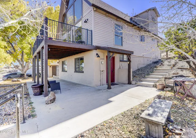Photo 1 of Single family home for sale at 715 N Lakeview Dr, Prescott, AZ 86301 | MLS# 1078224 | Listing updated on 2026-09-27