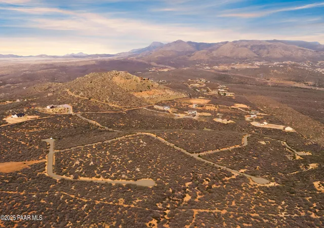 5th image of 402 E Woodland Way, Dewey Humboldt, AZ 86327 | MLS# 1078400
