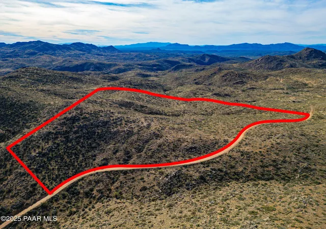 3rd image of 0 Bull Whip Rd, Congress, AZ 85332 | MLS# 1078434