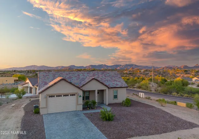 Photo 1 of Single family home for sale at 2010 Paseo Montana, Wickenburg, AZ 85390 | MLS# 1078727 | Listing updated on 2026-03-09