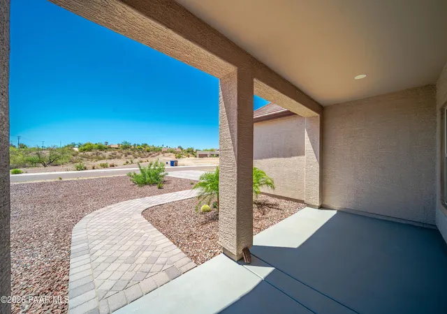 Photo 2 of Single family home for sale at 2010 Paseo Montana, Wickenburg, AZ 85390 | MLS# 1078727 | Listing updated on 2026-03-09