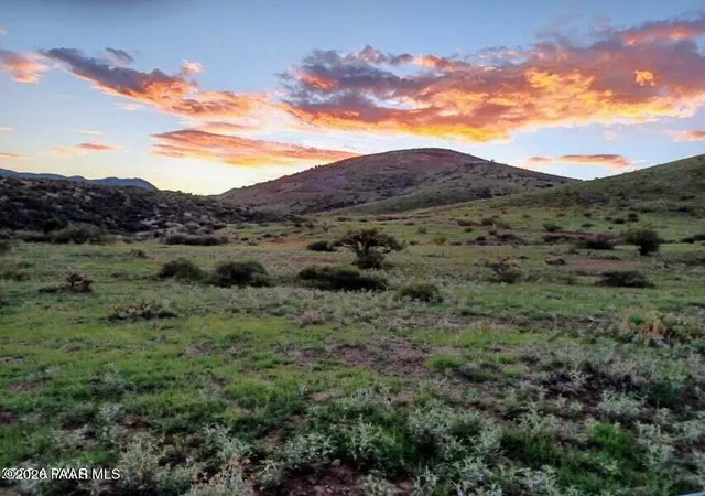 5th image of 5668 S Miners Pick Rd, Humboldt, AZ 86329 | MLS# 1078799
