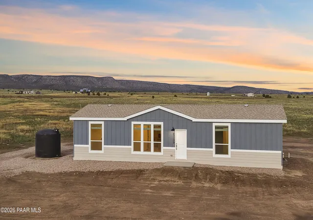 4th image of 27139 N Kingdom Ct, Paulden, AZ 86334 | MLS# 1083294