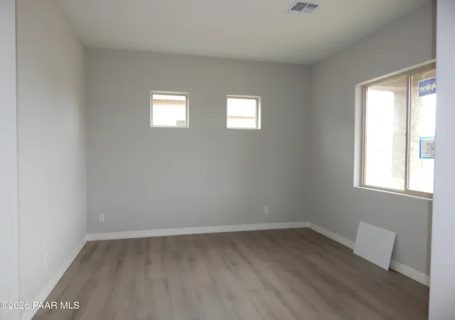 Photo 3 of Single family home for sale at 6917 E Kasper Ct, Prescott Valley, AZ 86314 | MLS# 1079014 | Listing updated on 2026-05-08