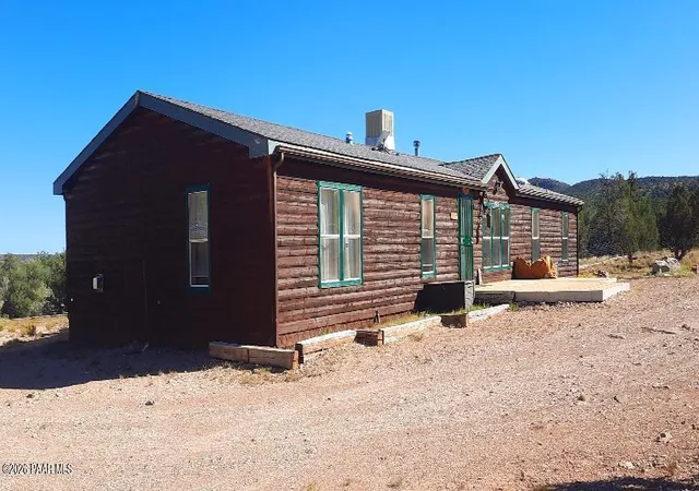 Photo 4 of Manufactured home for sale at 36875 W Aventura Nueva Rd, Seligman, AZ 86337 | MLS# 1079246 | Listing updated on 2026-09-21