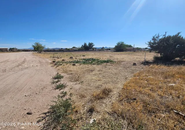 5th image of 25060 N Cedar Dr, Paulden, AZ 86334 | MLS# 1079470