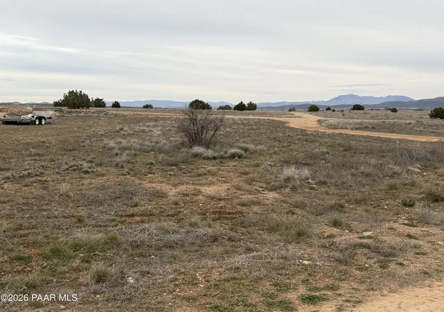Homes for sale in Paulden, AZ | 317 E Ahonen Rd, Paulden, AZ 86334 | MLS# 1079550