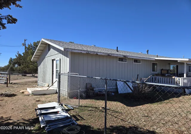 Photo 4 of Single family home for sale at 53910 N Granada Cir, Seligman, AZ 86337 | MLS# 1079594 | Listing updated on 2026-08-08