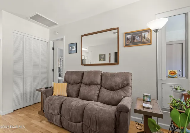 Listing Photo 5 - Condo for sale in building located at 3080 Shoshone Pl, Prescott, AZ 86301 - Unit #9g