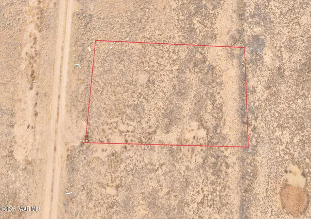Homes for sale in Paulden, AZ | 390 W Hawaii Rd, Paulden, AZ 86334 | MLS# 1080818