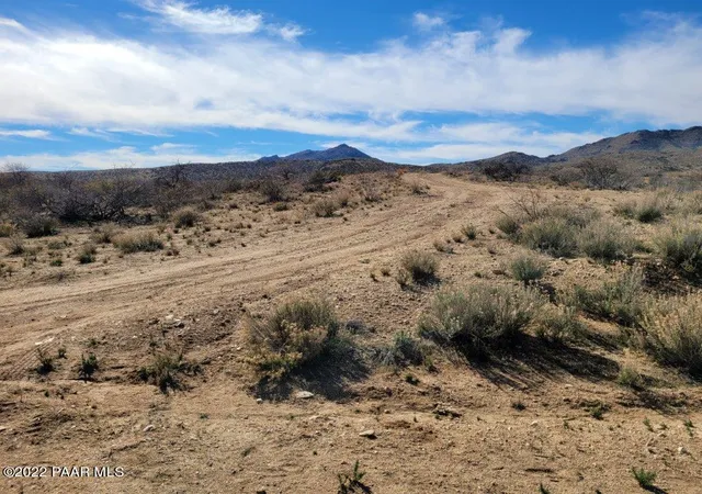 2nd image of 44a W Traveler Wy, Congress, AZ 85332 | MLS# 1080251
