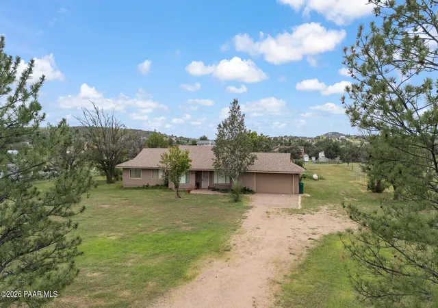 Photo 3 of Single family home for sale at 1237 W Kelly Dr, Prescott, AZ 86305 | MLS# 1080845 | Listing updated on 2026-08-31