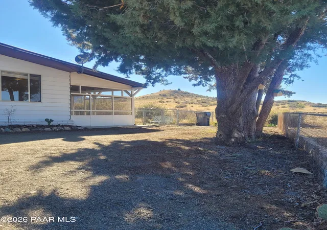 Photo 3 of Manufactured home for sale at 1056 N Swiss St, Dewey, AZ 86327 | MLS# 1080449 | Listing updated on 2026-09-17
