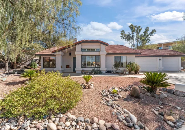 Homes for sale in Wickenburg, AZ | 2105 W Terrace Dr, Wickenburg, AZ 85390 | MLS# 1080563