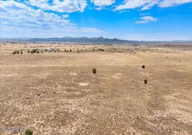 Homes for sale in Paulden, AZ | 3341 W Limestone Dr, Paulden, AZ 86334 | MLS# 1082622