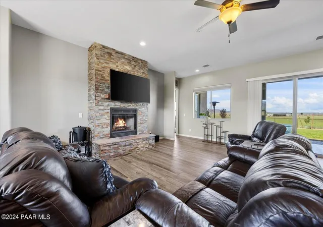 Photo 4 of Single family home for sale at 12830 N Porter Camp Trl, Prescott Valley, AZ 86315 | MLS# 1080494 | Listing updated on 2026-09-12
