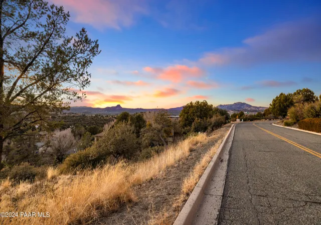 Photo 3 of Land for sale at 450 Broadview Dr, Prescott, AZ 86303 | MLS# 1080812 | Listing updated on 2026-04-03