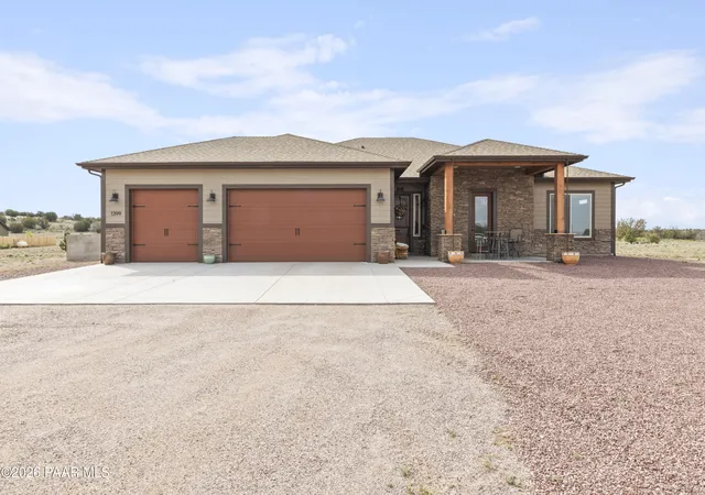 1st image of 1399 E Western Wy, Paulden, AZ 86334 | MLS# 1081157
