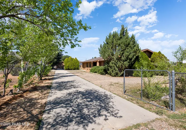 Photo 3 of Single family home for sale at 3600 N Mountain View Dr, Prescott Valley, AZ 86314 | MLS# 1080865 | Listing updated on 2026-10-06