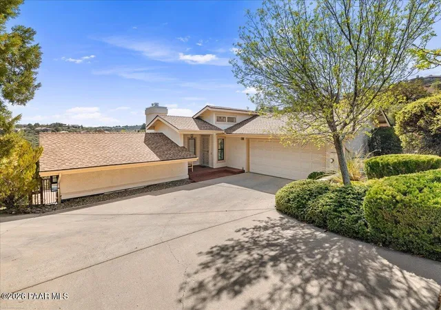 Photo 2 of Sale Pending at 1065 Northwood Loop, Prescott, AZ 86303 | MLS# 1082136 | Listing updated on 2026-10-07