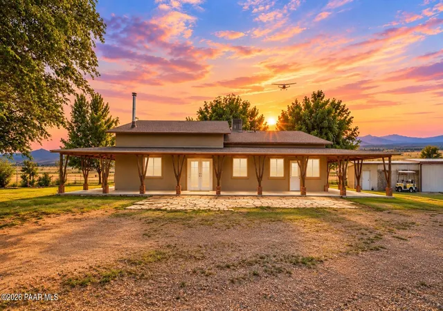 Photo 2 of Single family home for sale at 3900 W Runway Rd, Paulden, AZ 86334 | MLS# 1081133 | Listing updated on 2026-09-26